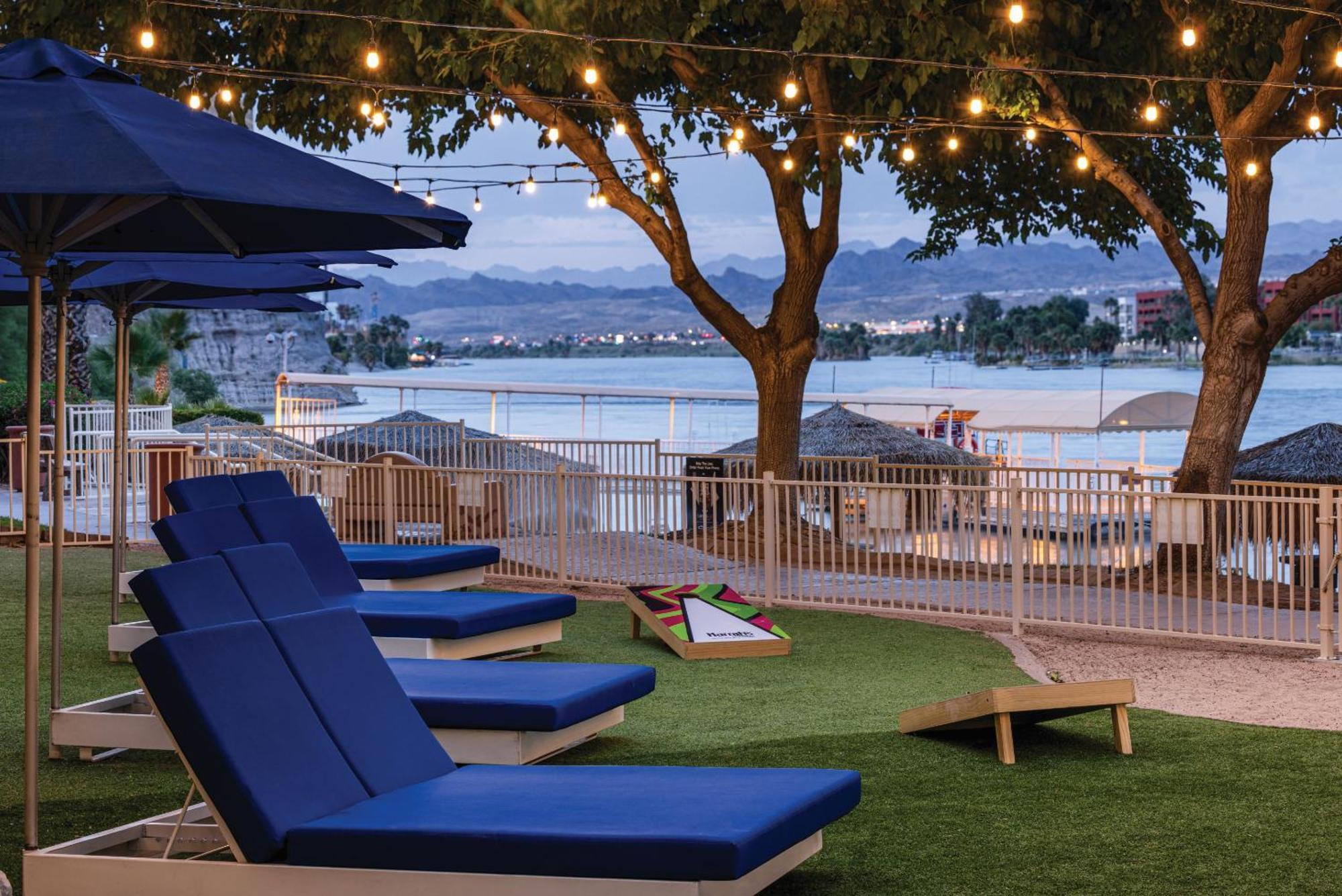 Harrah'S Laughlin Beach Resort & Casino Exterior photo
